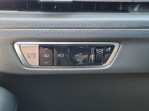 New 2026 Cadillac Escalade IQL Sport 1 w/ LPO, ONYX Package AWD/4WD image 41