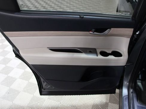 Used 2022 Hyundai Palisade SEL w/ 8P Bench Seat Package image 22