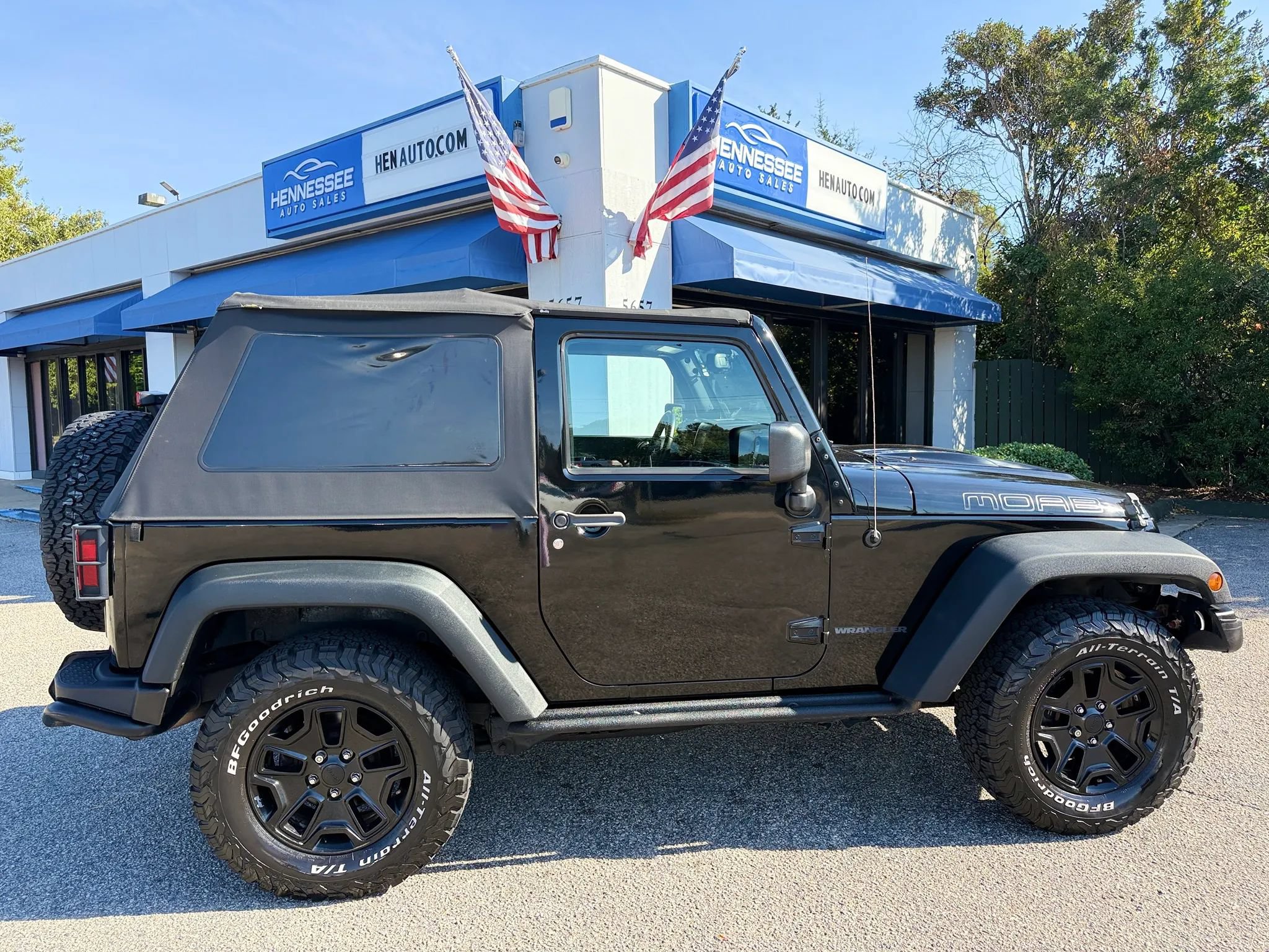 Used 2013 Jeep Wrangler Sahara AWD/4WD image 14