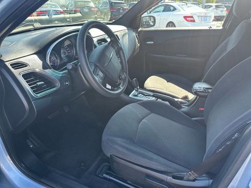 Used 2013 Chrysler 200 LX image 13
