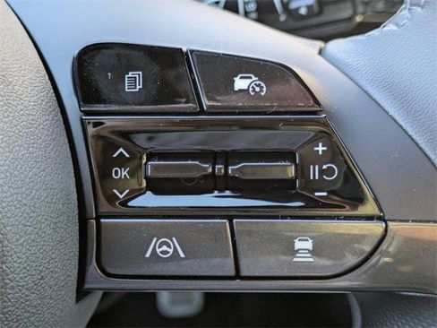 New 2026 Hyundai Elantra SEL Sport Premium image 24