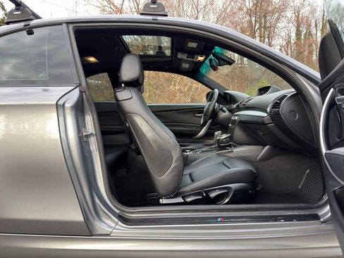 Used 2010 BMW 135i Coupe image 19