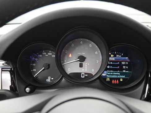 Certified 2026 Porsche Macan S AWD/4WD image 16