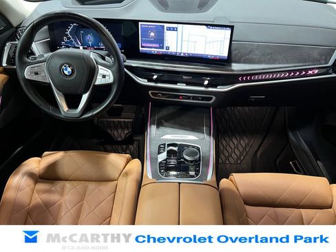 Used 2024 BMW X7 xDrive40i AWD/4WD image 29