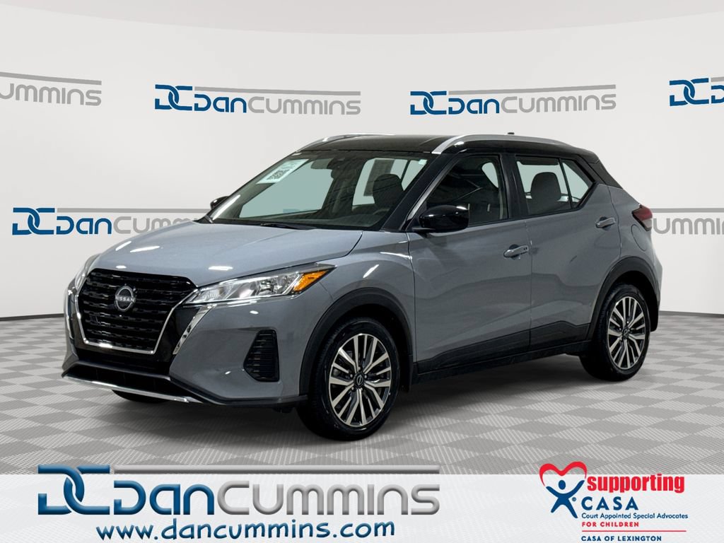 Used 2023 Nissan Kicks SV FWD image 1