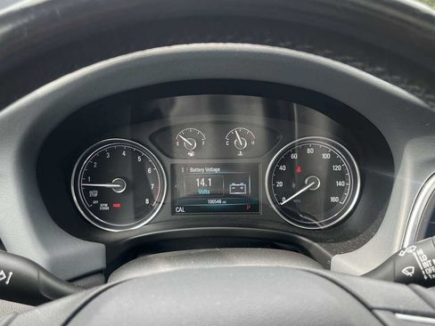 Used 2019 Buick Enclave Essence AWD/4WD image 51