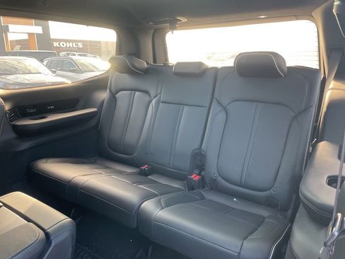 Used 2022 Jeep Grand Wagoneer Series II image 34