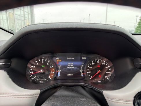 Used 2022 Jeep Compass Limited image 13