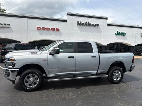 New 2026 RAM 2500 Big Horn AWD/4WD image 5