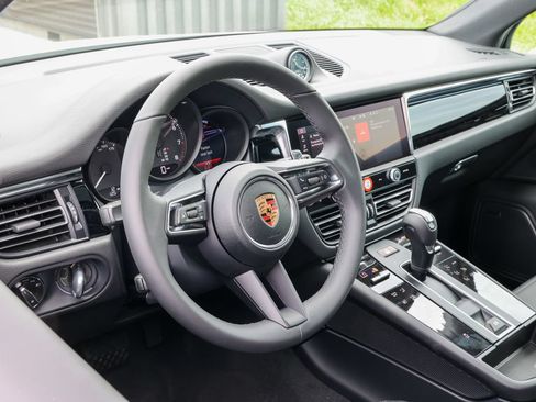 New 2026 Porsche Macan AWD/4WD image 41