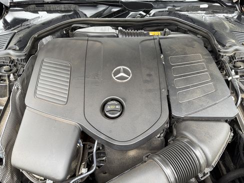 Used 2024 Mercedes-Benz C 300 Sedan image 36