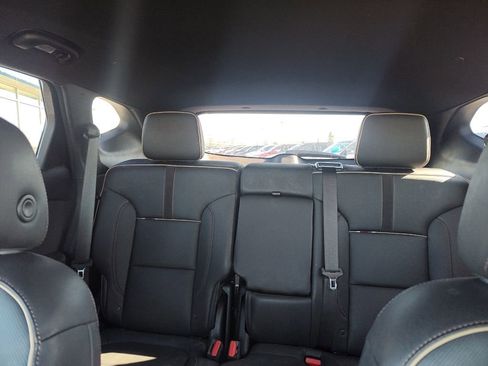 Used 2023 Chevrolet Blazer Premier image 28