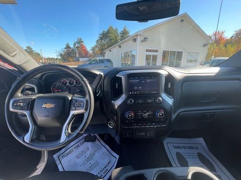 Used 2021 Chevrolet Silverado 1500 LT image 37