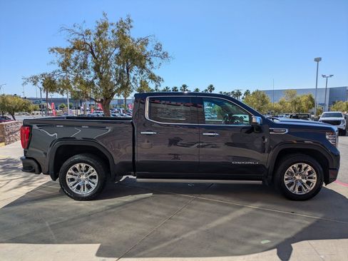 Certified 2023 GMC Sierra 1500 Denali w/ Technology Package AWD/4WD image 7