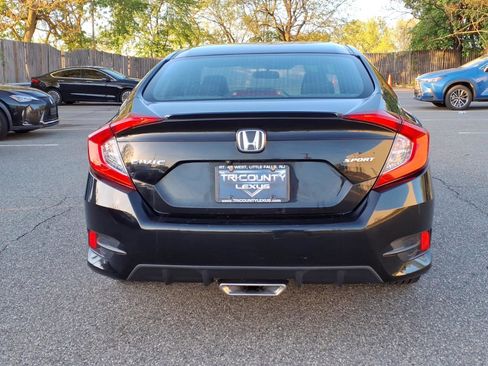 Used 2019 Honda Civic Sport image 5