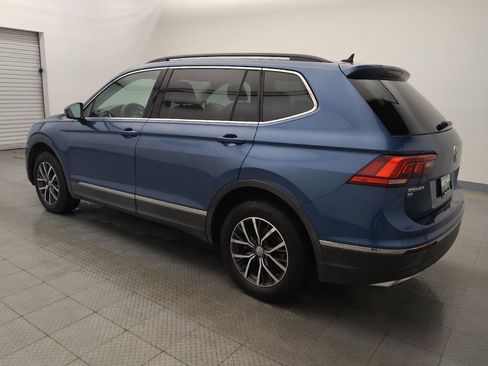 Used 2020 Volkswagen Tiguan SE image 3