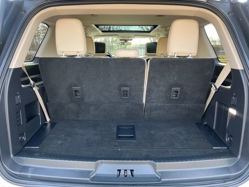 Certified 2023 Ford Expedition Platinum image 29