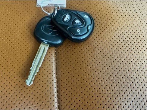 Used 2017 Toyota Tundra 1794 Edition image 32