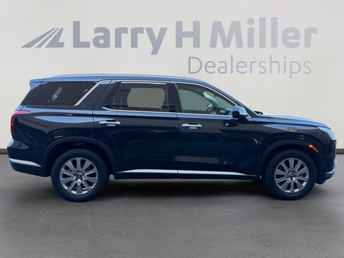 Used 2024 Hyundai Palisade SEL FWD image 6