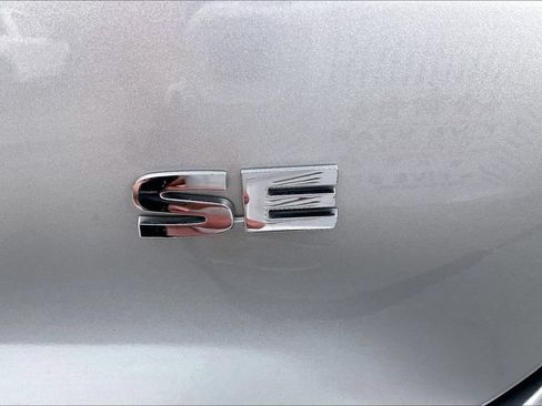 Used 2024 Mitsubishi Outlander SE AWD/4WD image 8