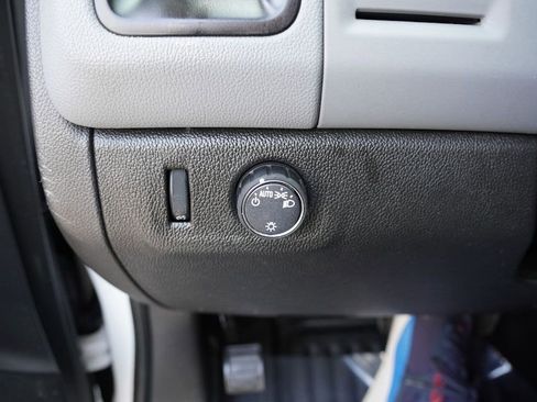 Certified 2022 Chevrolet Colorado W/T w/ WT Convenience Package image 22