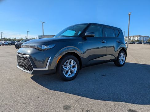 New 2025 Kia Soul LX image 9