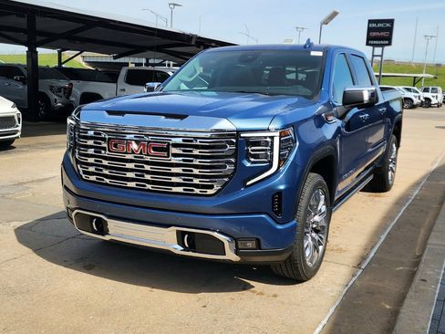 New 2026 GMC Sierra 1500 Denali AWD/4WD image 7