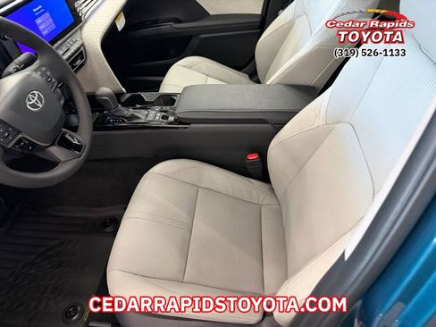 New 2026 Toyota Camry XLE image 7