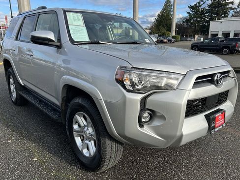 Certified 2024 Toyota 4Runner SR5 image 3
