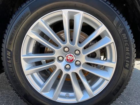 Used 2018 Jaguar F-PACE Prestige AWD/4WD image 14