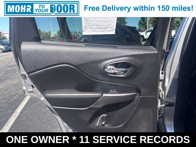 Used 2021 Jeep Cherokee Latitude Lux FWD image 13
