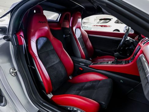 Certified 2016 Porsche Boxster Spyder image 28