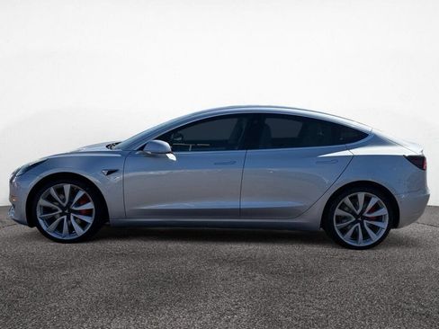 Used 2018 Tesla Model 3 Performance AWD/4WD image 2