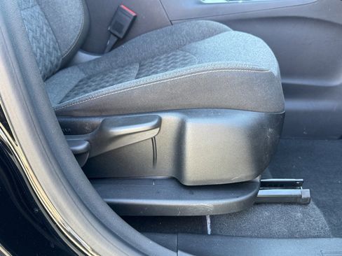 Used 2022 Chevrolet Equinox LT image 52