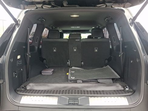 Used 2024 Lexus LX 600 4WD w/ Appearance Package image 29