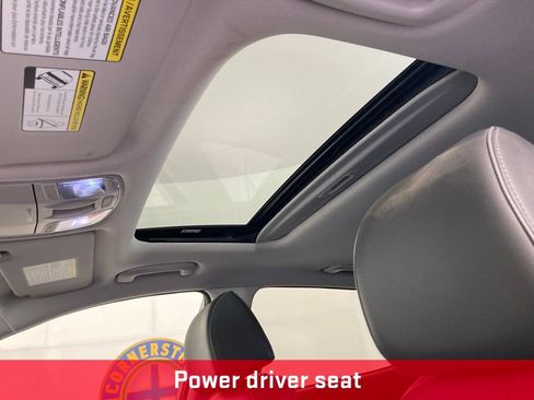Used 2021 Hyundai Kona Ultimate FWD image 18
