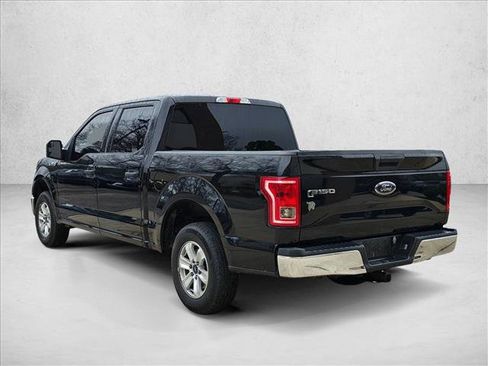 Used 2017 Ford F150 XLT image 7