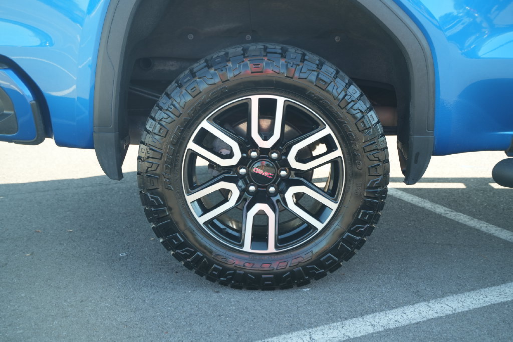 Used 2022 GMC Sierra 1500 AT4 w/ AT4 Premium Package AWD/4WD image 53