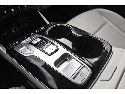 Used 2024 Hyundai Tucson Limited AWD/4WD image 30