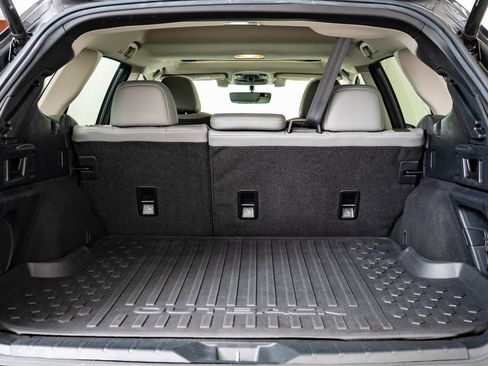 Used 2020 Subaru Outback Limited image 19