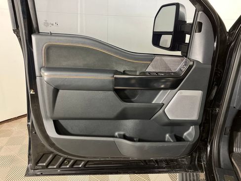 Certified 2021 Ford F150 Platinum w/ Equipment Group 701A High image 22