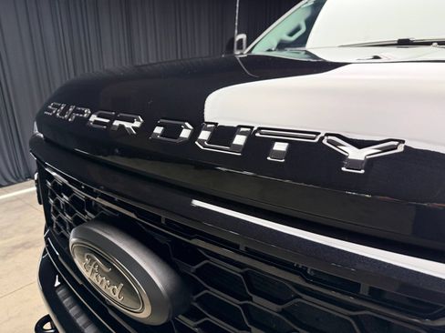 Used 2026 Ford F250 Lariat w/ Black Appearance Package AWD/4WD image 13