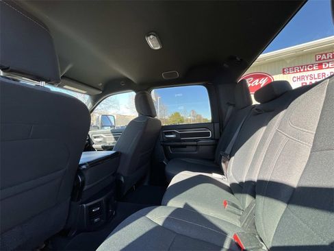 Used 2024 RAM 2500 Big Horn w/ Night Edition image 11