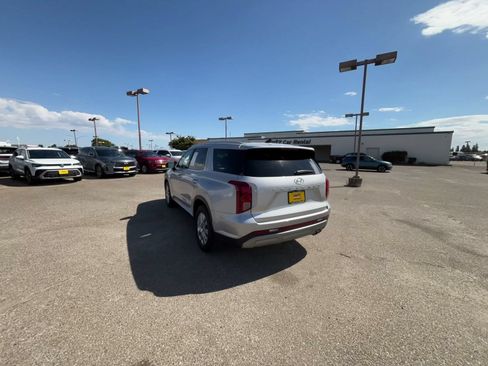 Used 2025 Hyundai Palisade SEL FWD image 10