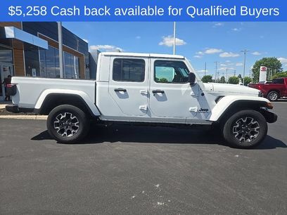 New 2026 Jeep Gladiator Sport