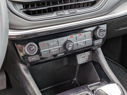 Used 2024 Jeep Compass Trailhawk AWD/4WD image 20