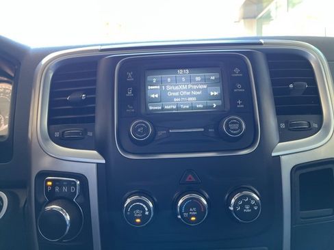 Used 2017 RAM 1500 Classic SLT image 10