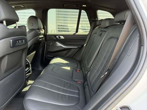 Used 2020 BMW X5 xDrive40i w/ M Sport Package AWD/4WD image 15
