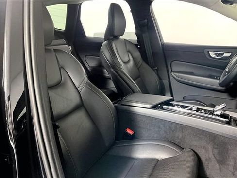 Used 2024 Volvo XC60 B5 Ultimate AWD/4WD image 7
