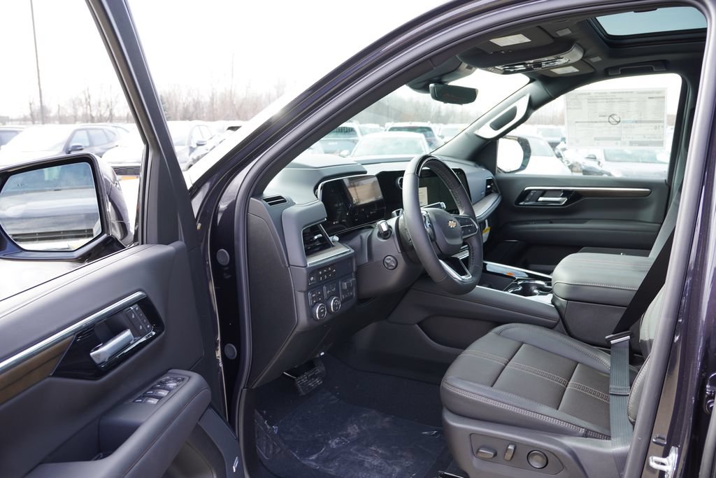 New 2026 Chevrolet Tahoe High Country AWD/4WD image 11